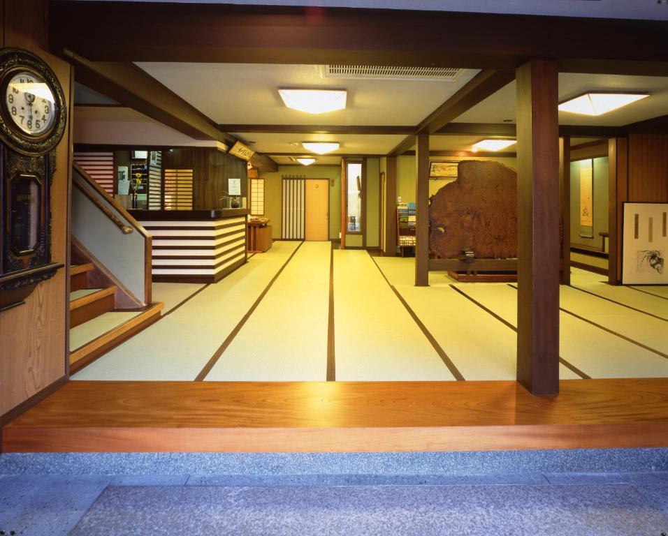 Seikiro Ryokan Historical Museum Hotel Lobby