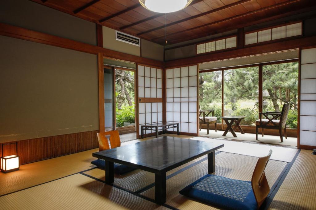 Seikiro Ryokan Historical Museum Hotel Traditional Room