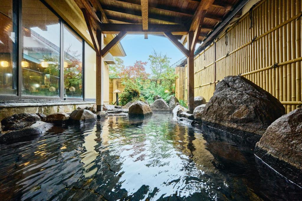Seiryuso Yamaga Onsen Open Air Bath