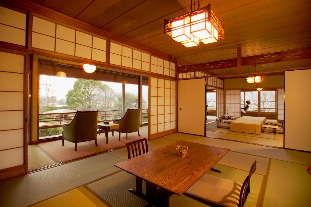 Sekitei Traditional Ryokan Room