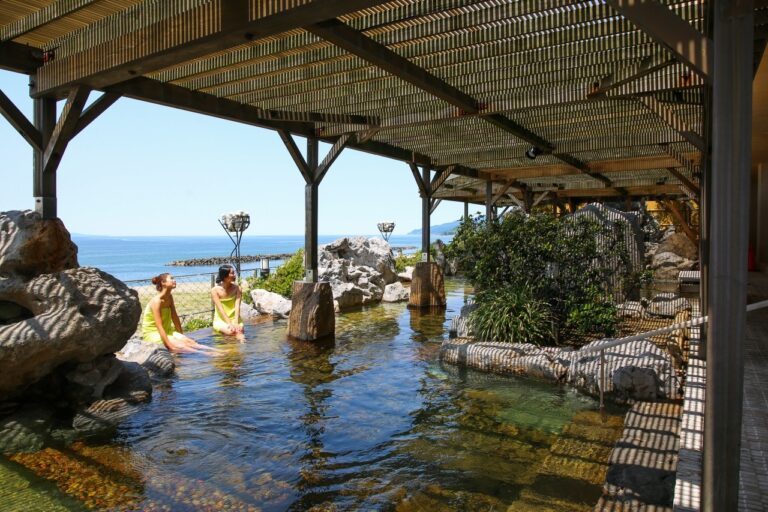 Senami Onsen Area