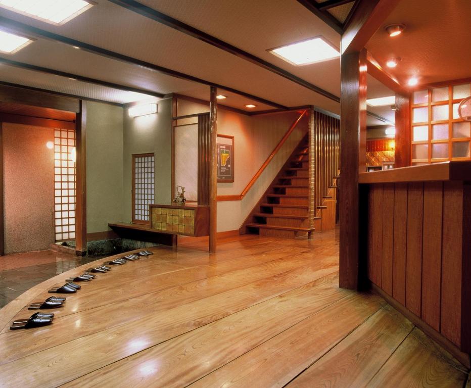 Sennen No Yu Koman Entrance Hall
