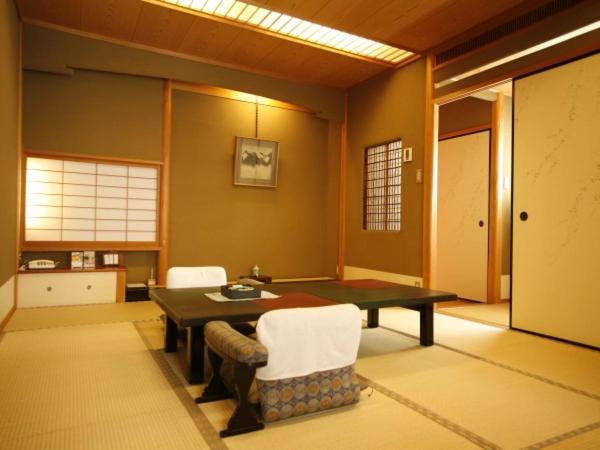 Sennen No Yu Koman Tatami Room