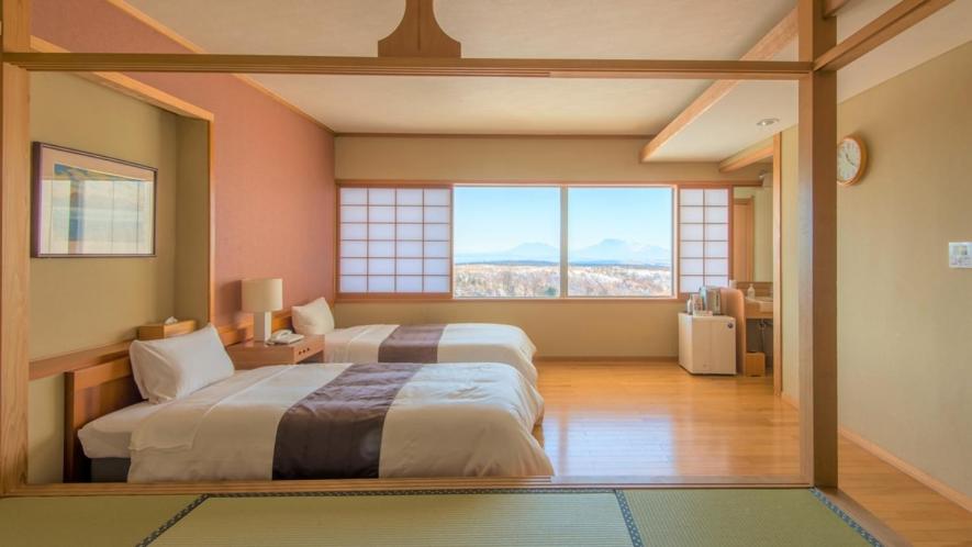 Senomoto Kogen Hotel Room With Tatami And Beds