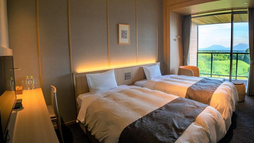 Senomoto Kogen Hotel Twin Room Mountain View