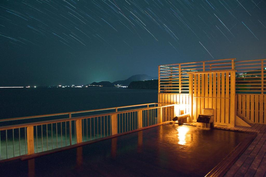Senoumi Outdoor Onsen Night