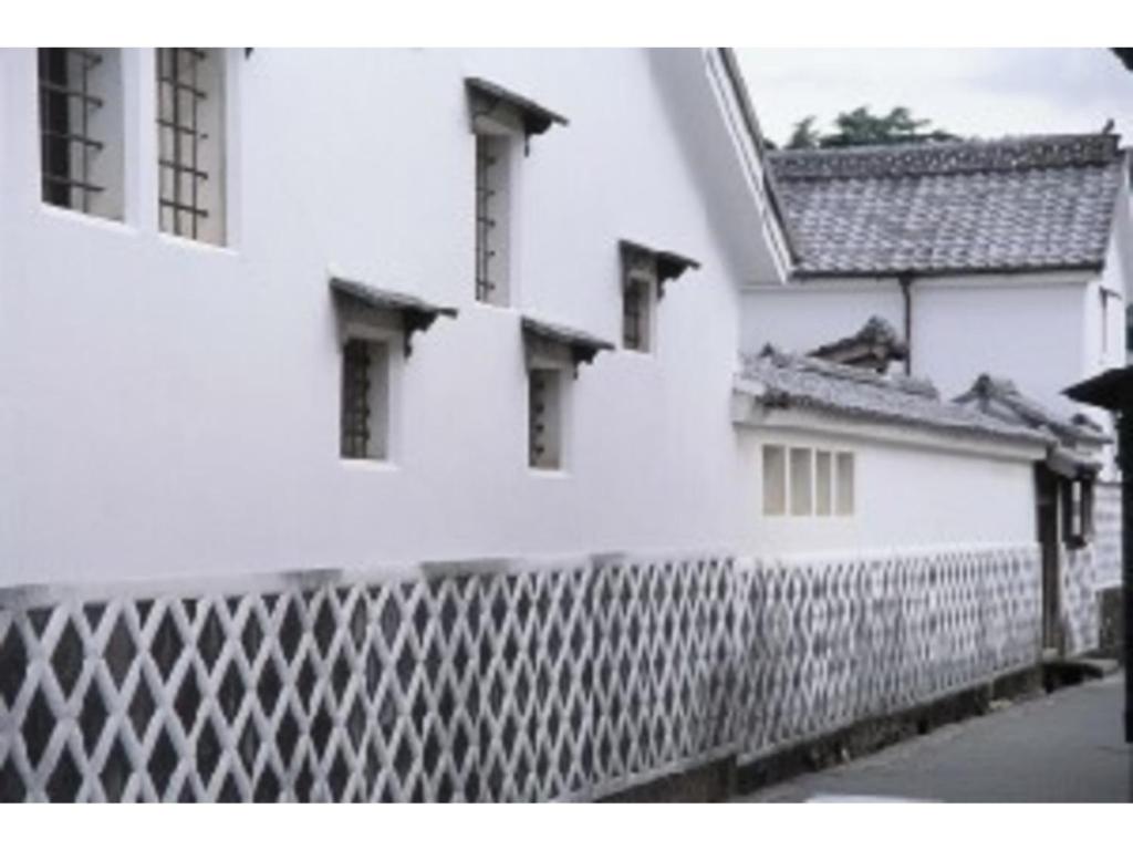 Senshunraku Traditional Exterior