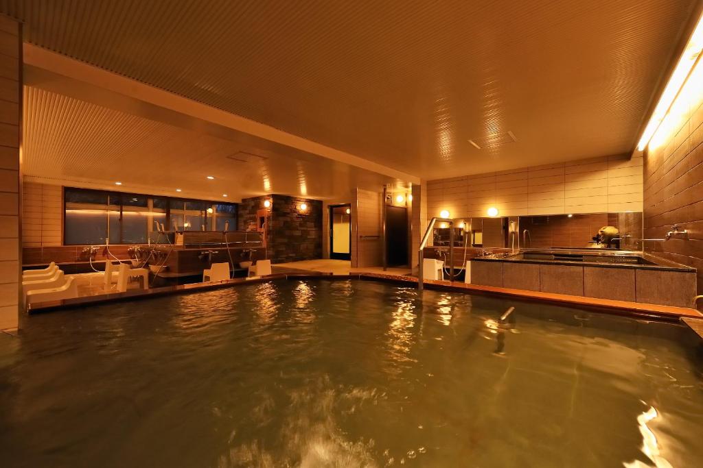 Shiga Park Hotel Indoor Onsen
