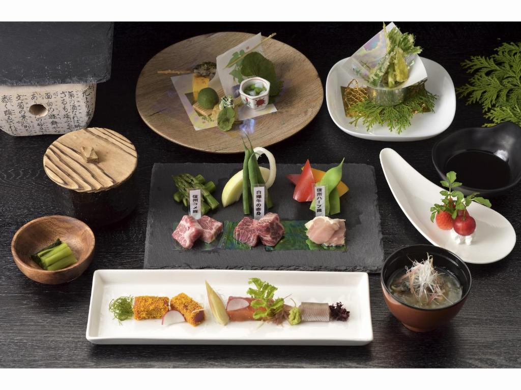 Shiga Park Hotel Kaiseki Meal