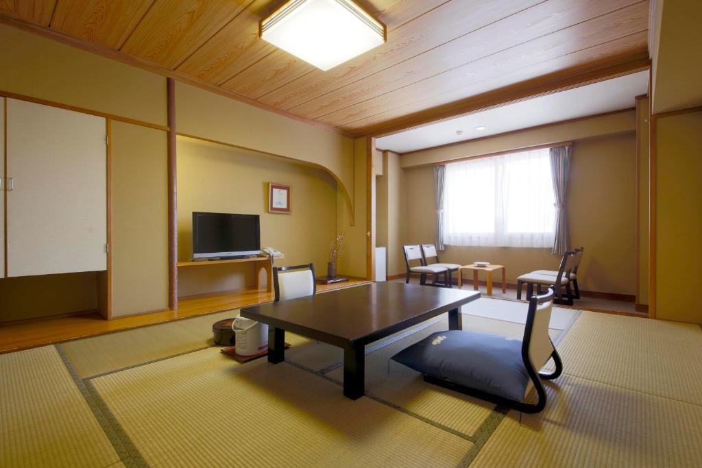 Shiga Park Hotel Tatami Floor