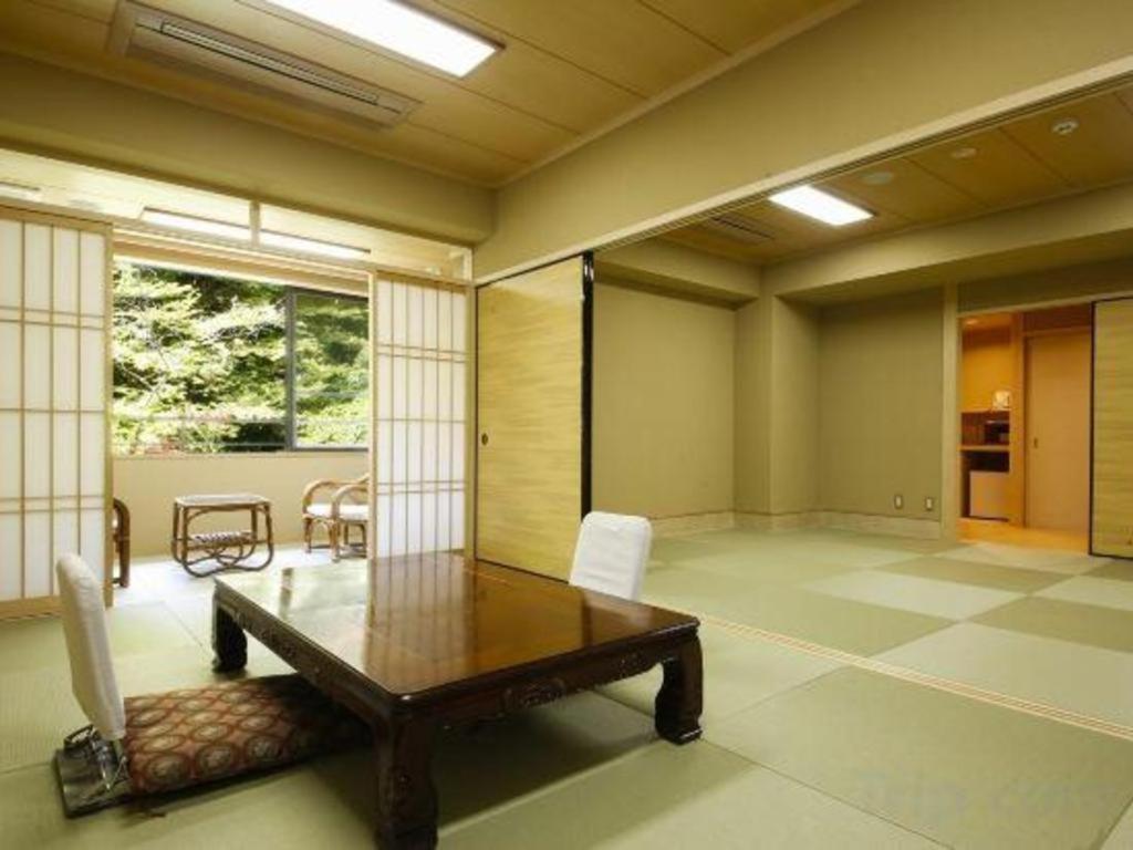 Shigisan Kanko Hotel Tatami Room