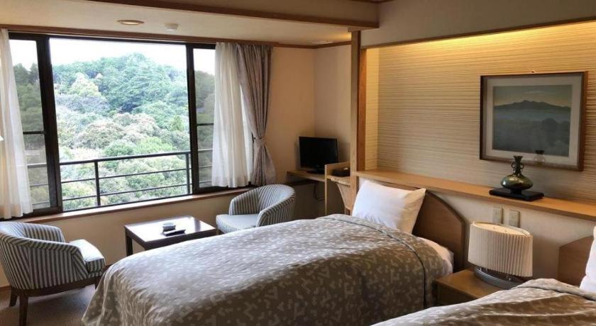 Shigisan Kanko Hotel Twin Room View