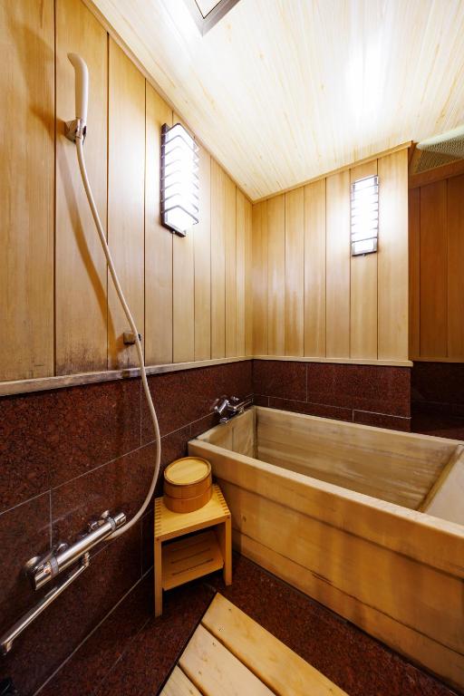 Shikitei Ofuro Bathroom