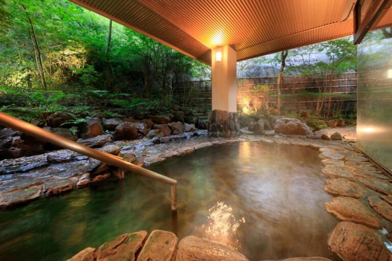 Shikitei Outdoor Onsen