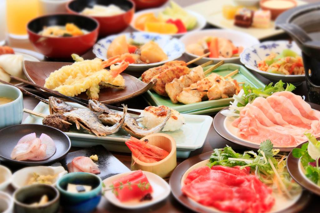 Shimobe Hotel Japanese Dishes