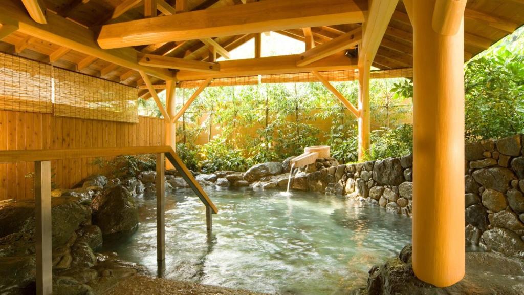 Shimobe Hotel Onsen