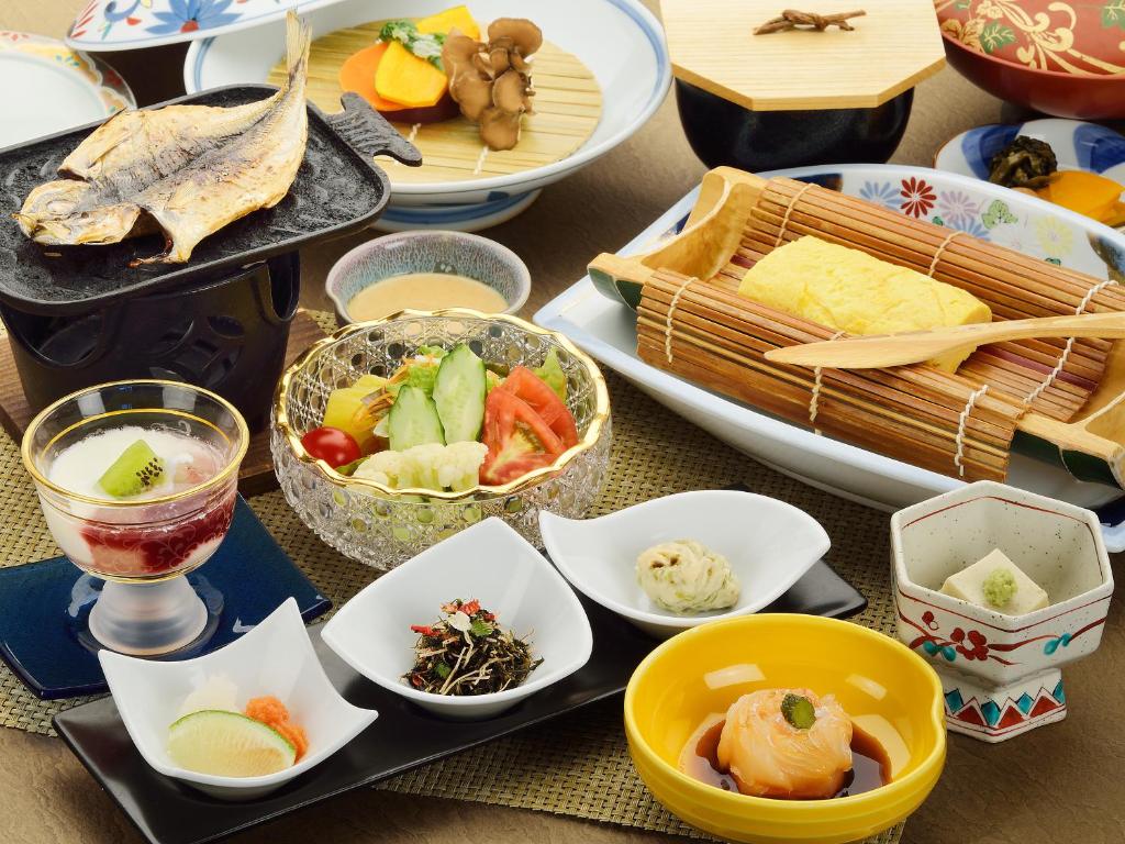 Shimoda Yamatokan Kaiseki Dish