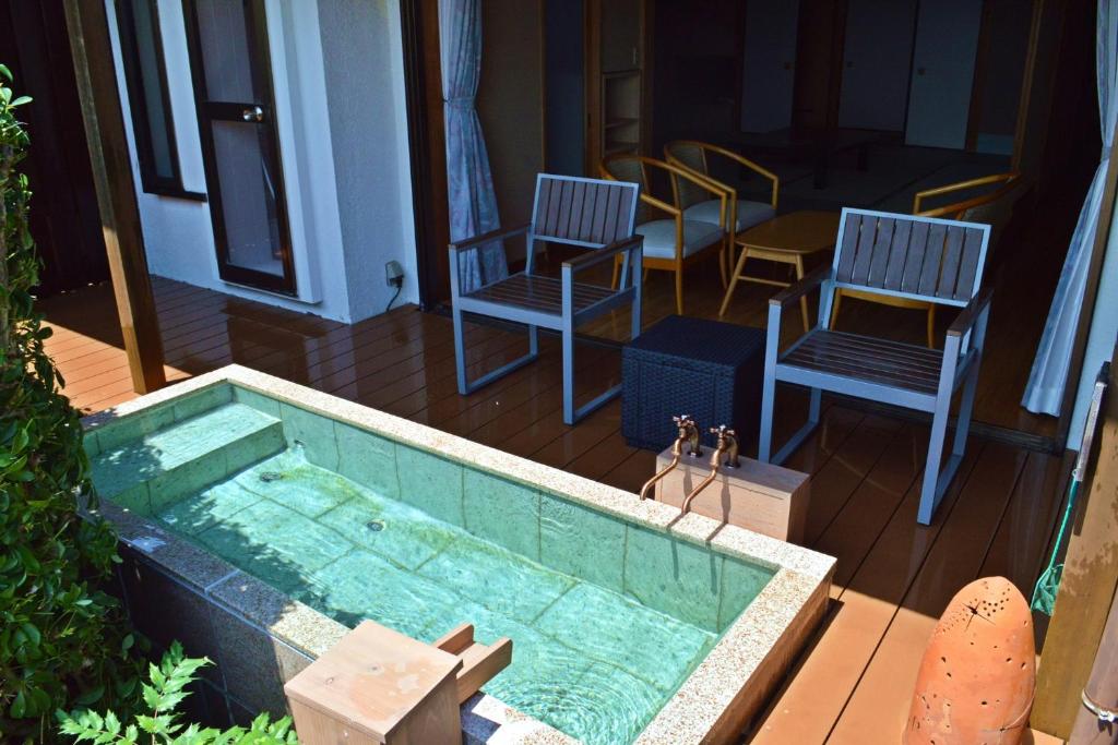 Shimoda Yamatokan Outdoor Onsen