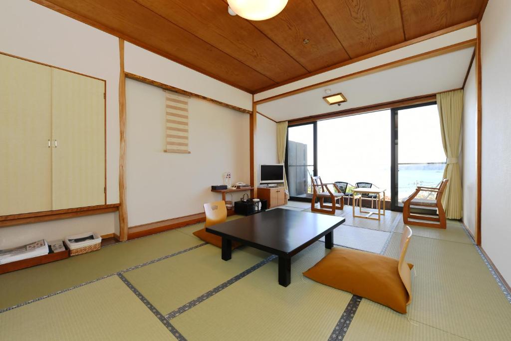 Shimoda Yamatokan Tatami Room Sea View