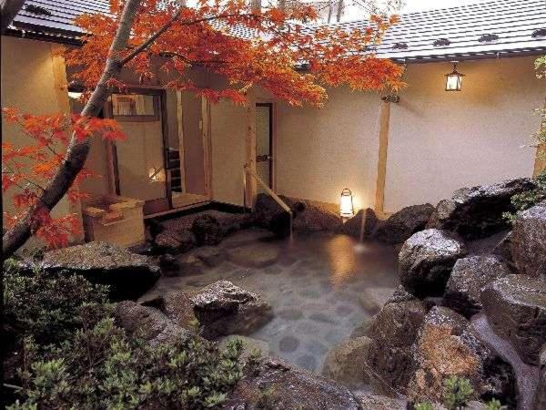 Shimofujiya Outdoor Onsen