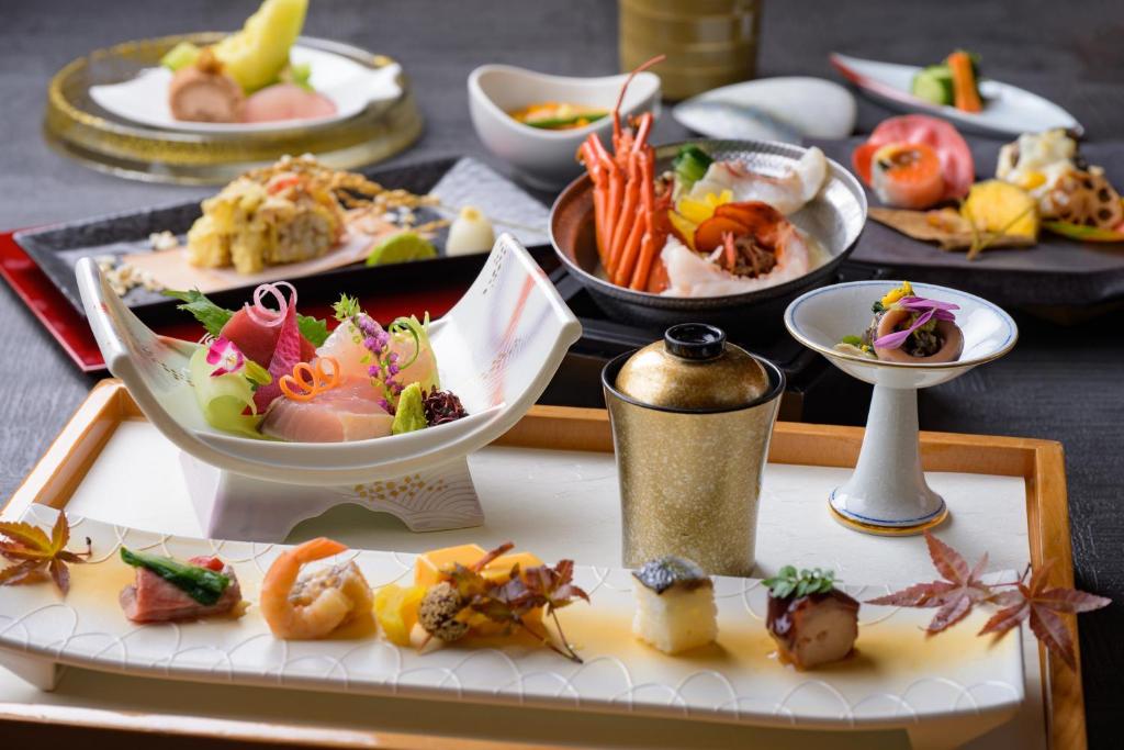 Shioji Tei Kaiseki Dishes