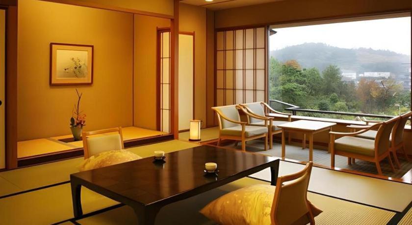 Shiratama No Yu Kahou Tatami Room View
