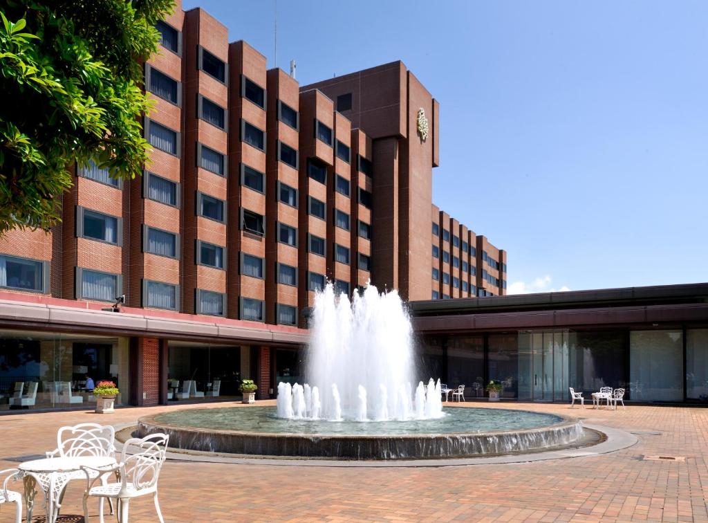 Shiroyama Hotel Kagoshima Fountain Courtyard