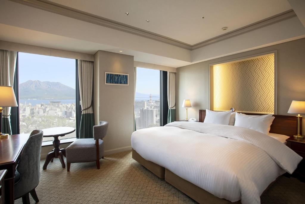 Shiroyama Hotel Kagoshima Modern Room City View
