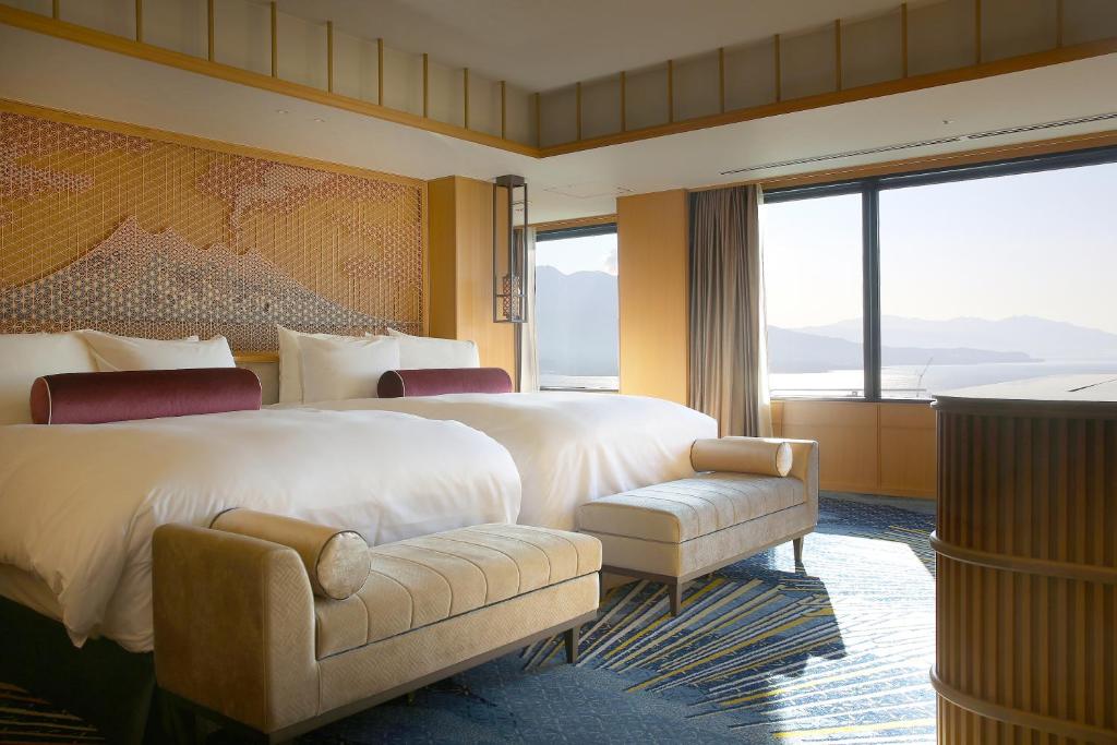 Shiroyama Hotel Kagoshima Modern Room Sea View