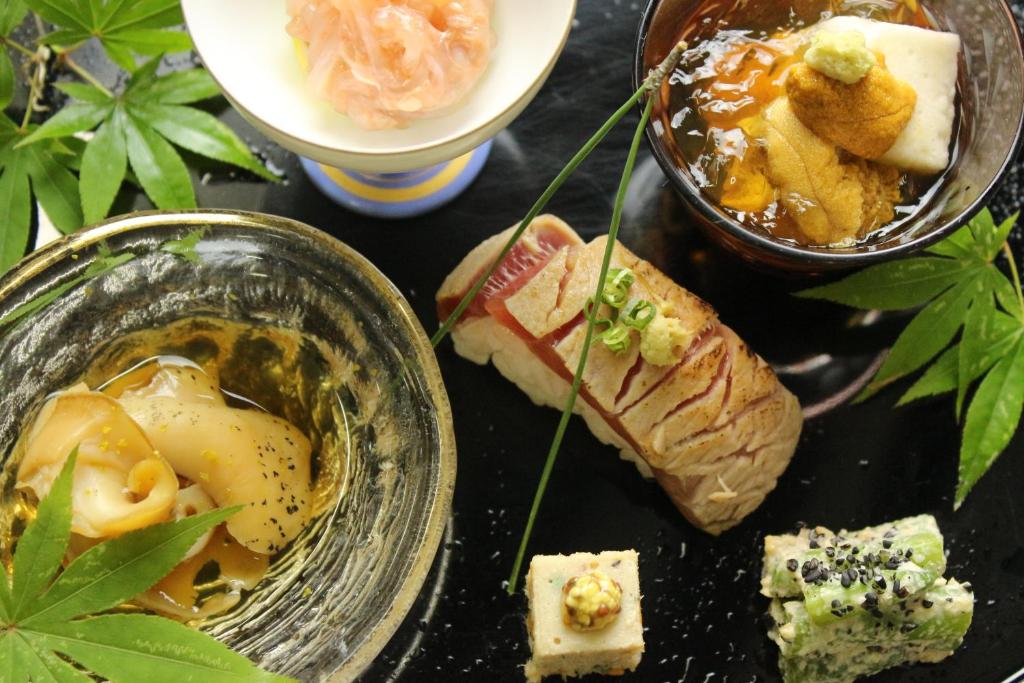 Shorenkan Yoshinoya Kaiseki Dish