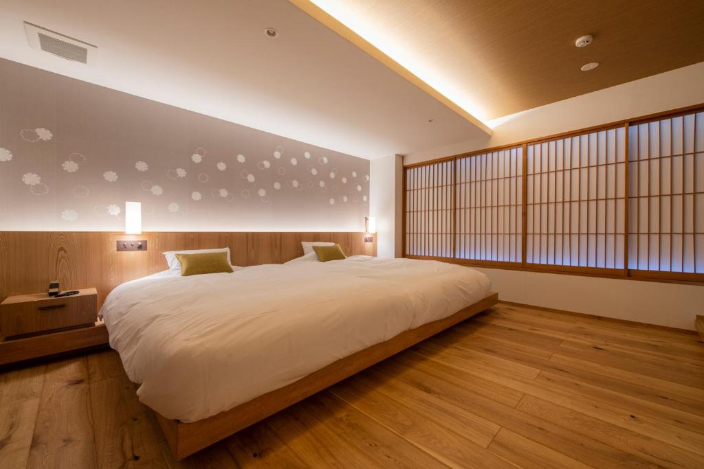 Shosenkaku Kagetsu Modern Bedroom