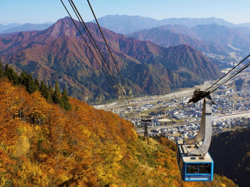 Shosenkaku Kagetsu Mountain Cable Car