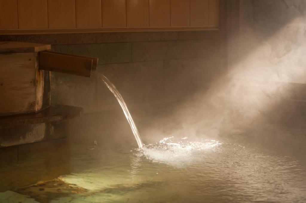 Shosenkaku Kagetsu Onsen Water