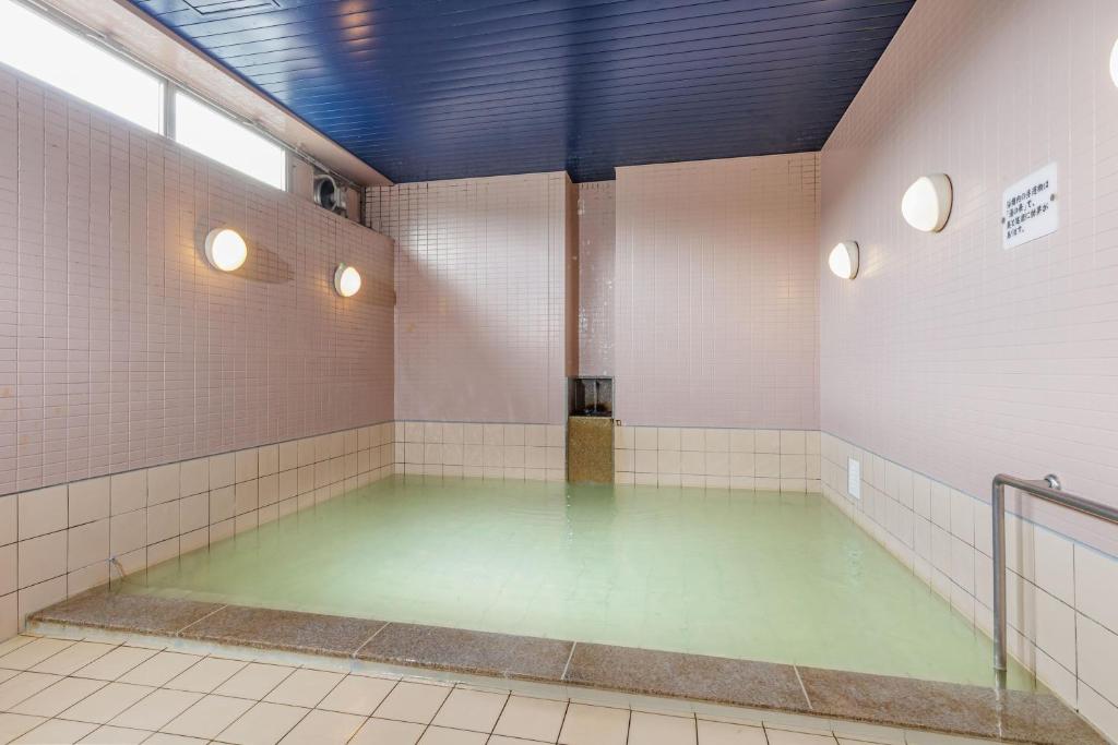 Spa Resort Hawaiians Onsen Bath