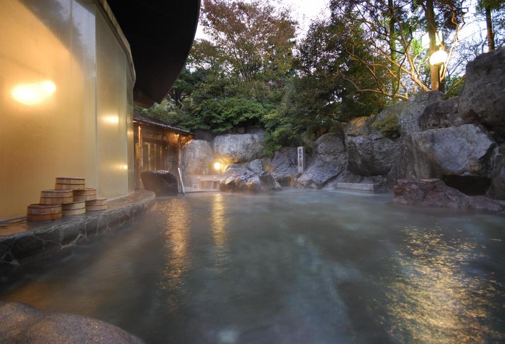 Suimeikan Outdoor Onsen