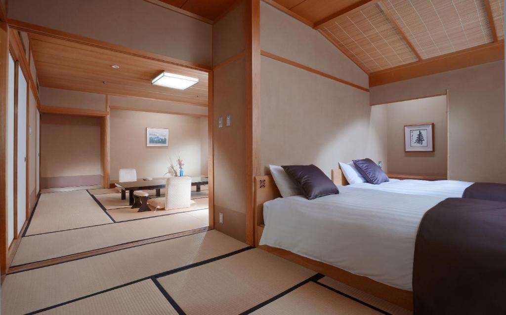 Suimeikan Tatami Room With Beds