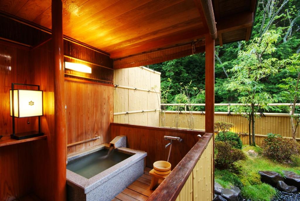 Syoenso Hozukawatei Outdoor Onsen