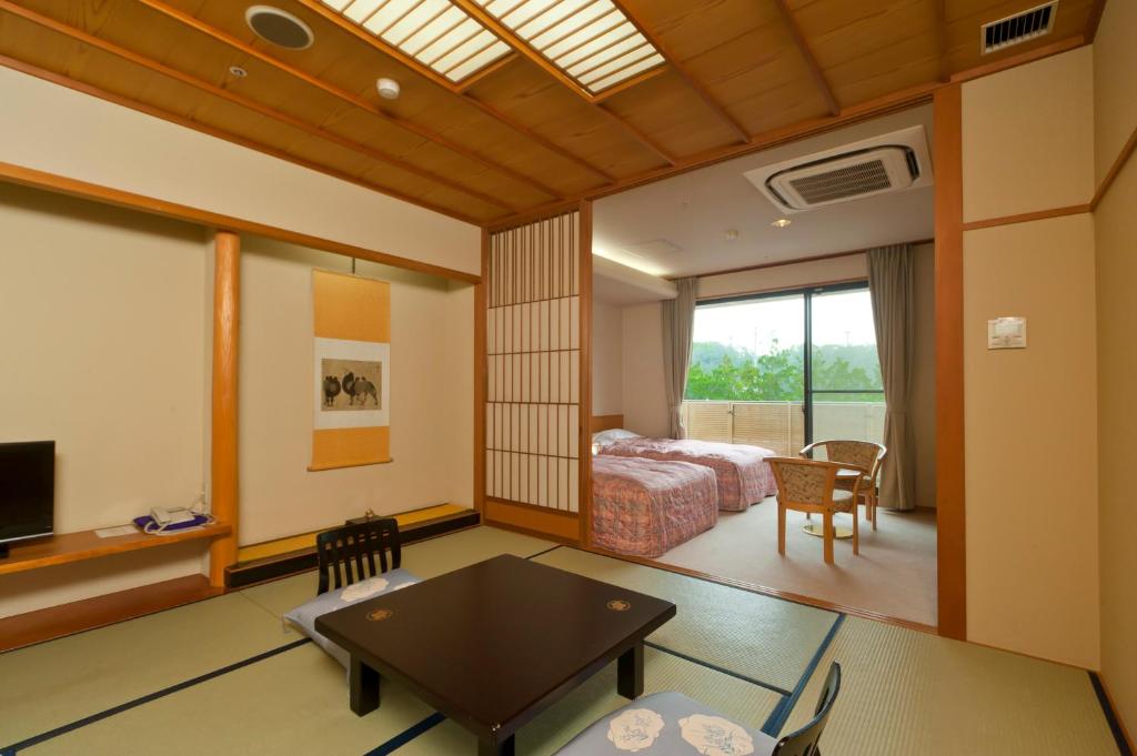Tagawa Ryusenkaku Tatami Bedroom