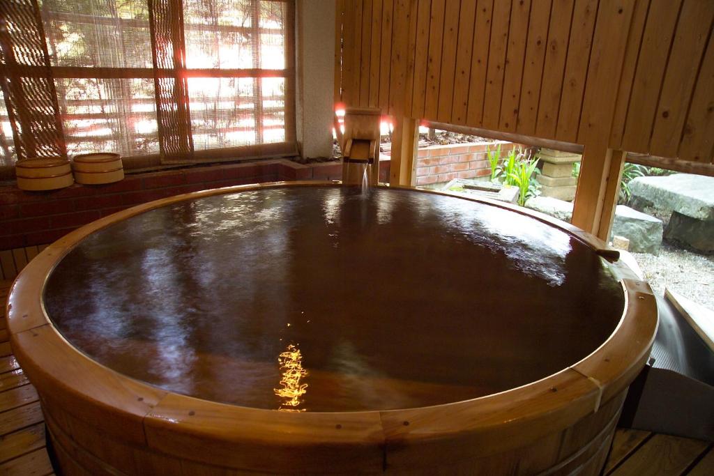 Tagawa Ryusenkaku Wooden Bath