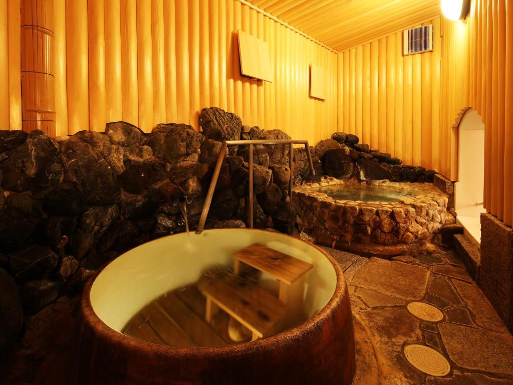 Taikyoro Onsen Bathroom