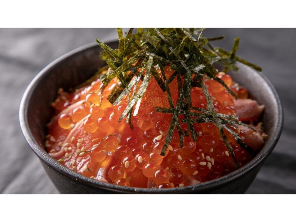 Taisenkaku Salmon Ikura Donburi