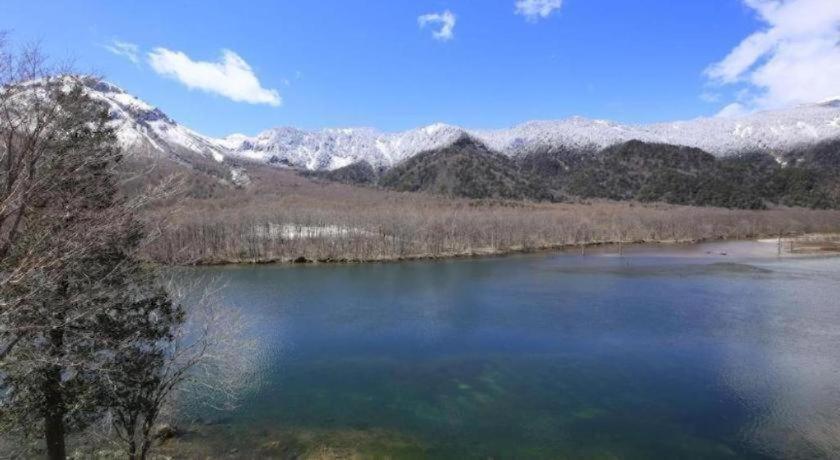 Taishoike Hotel Mountain Lake View