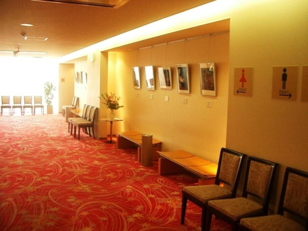 Taisuekaku Lobby Corridor