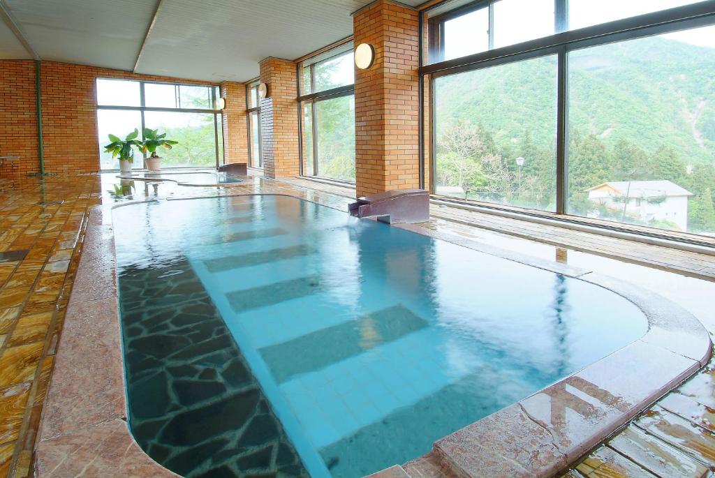 Takahan Onsen Indoor Pool