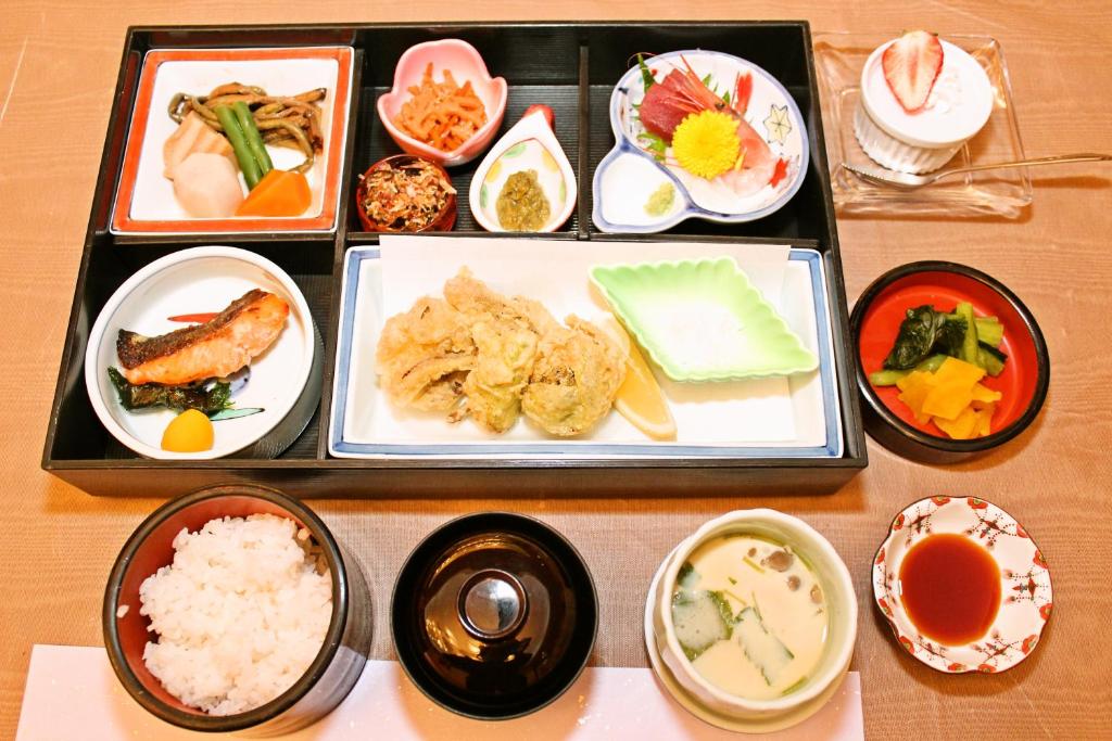 Takahan Traditional Japanese Meal