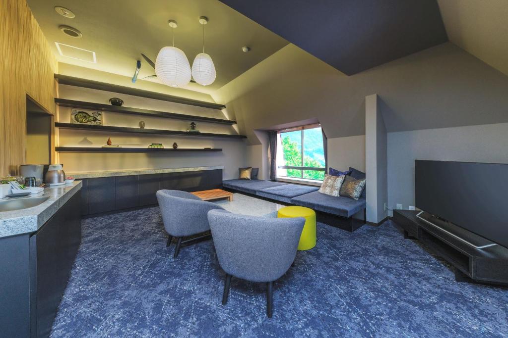 Takamiya Jurin Hotel Modern Lounge