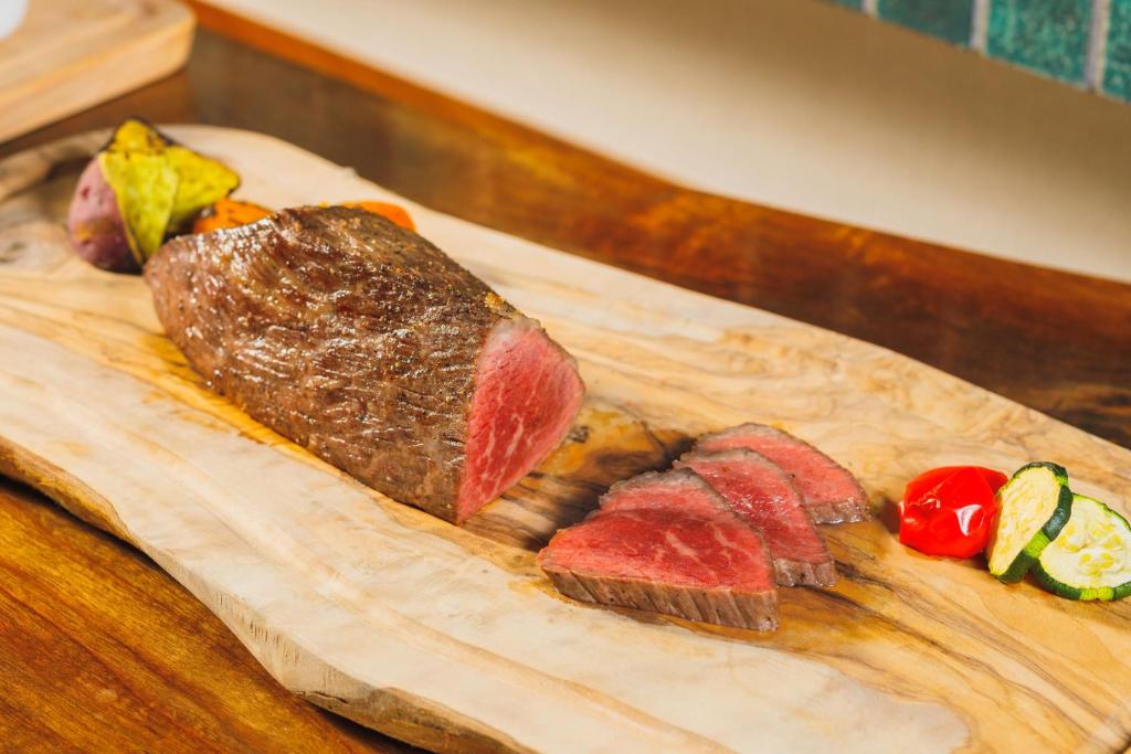 Takamiya Jurin Hotel Steak Platter
