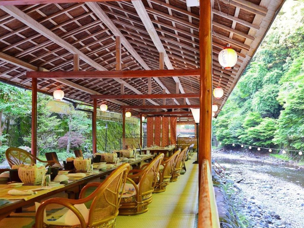 Takao Kanko Hotel Dining Riverside