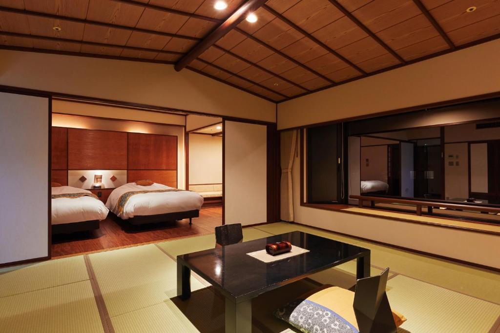 Takinoyu Hotel Modern Tatami Room
