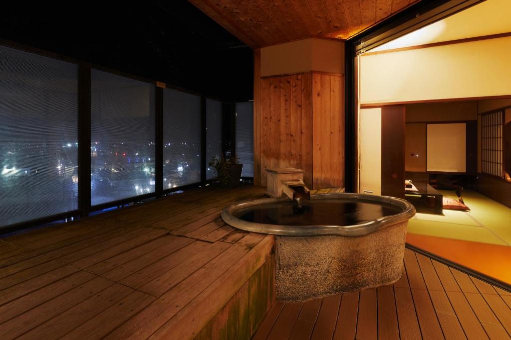 Takinoyu Hotel Onsen Tatami Room